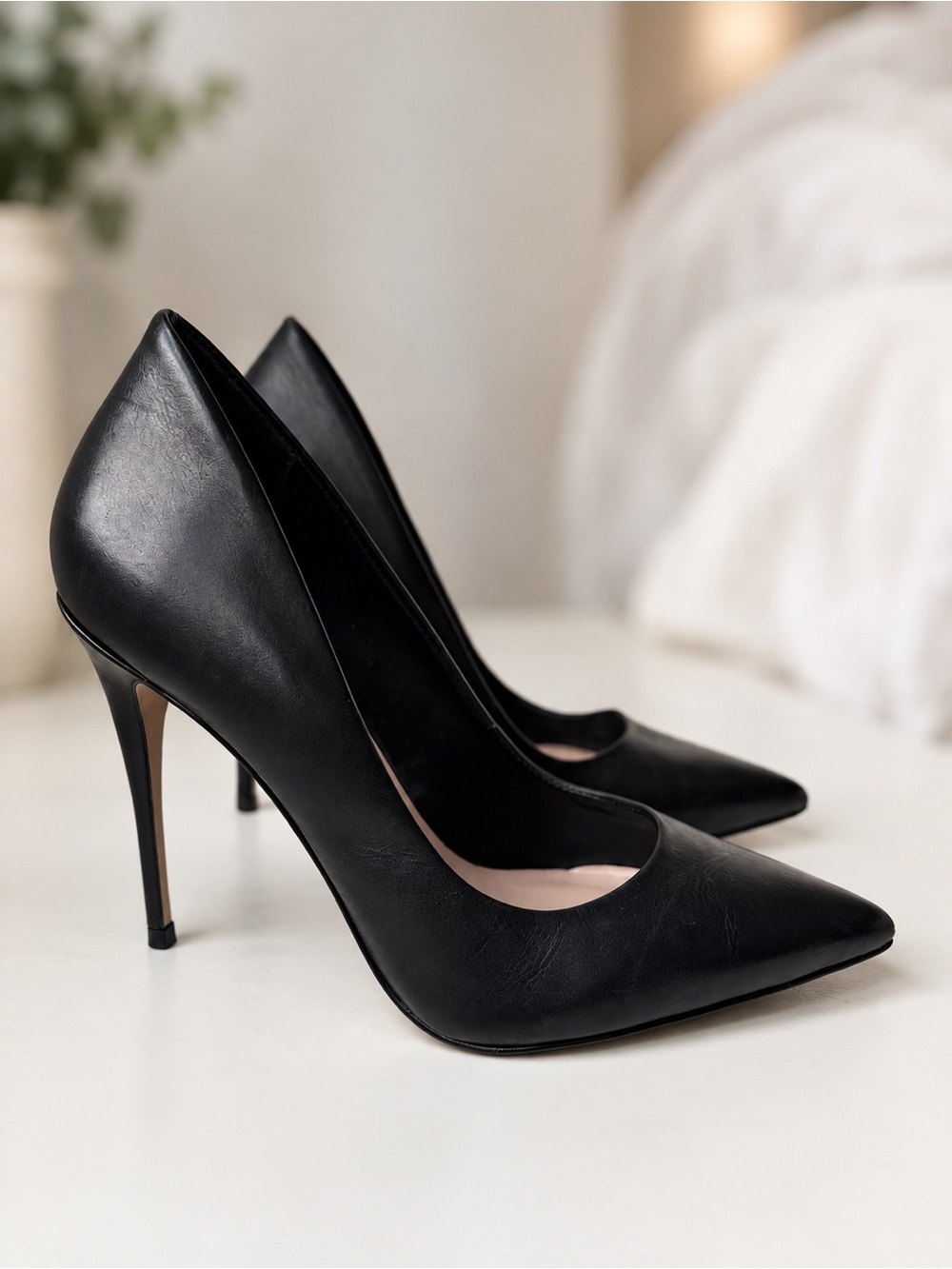 ALDO Black Leather Pointed Toe Stiletto Pumps | Size 7.5